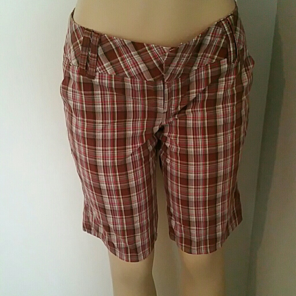 Spacegirlz burmuda shorts